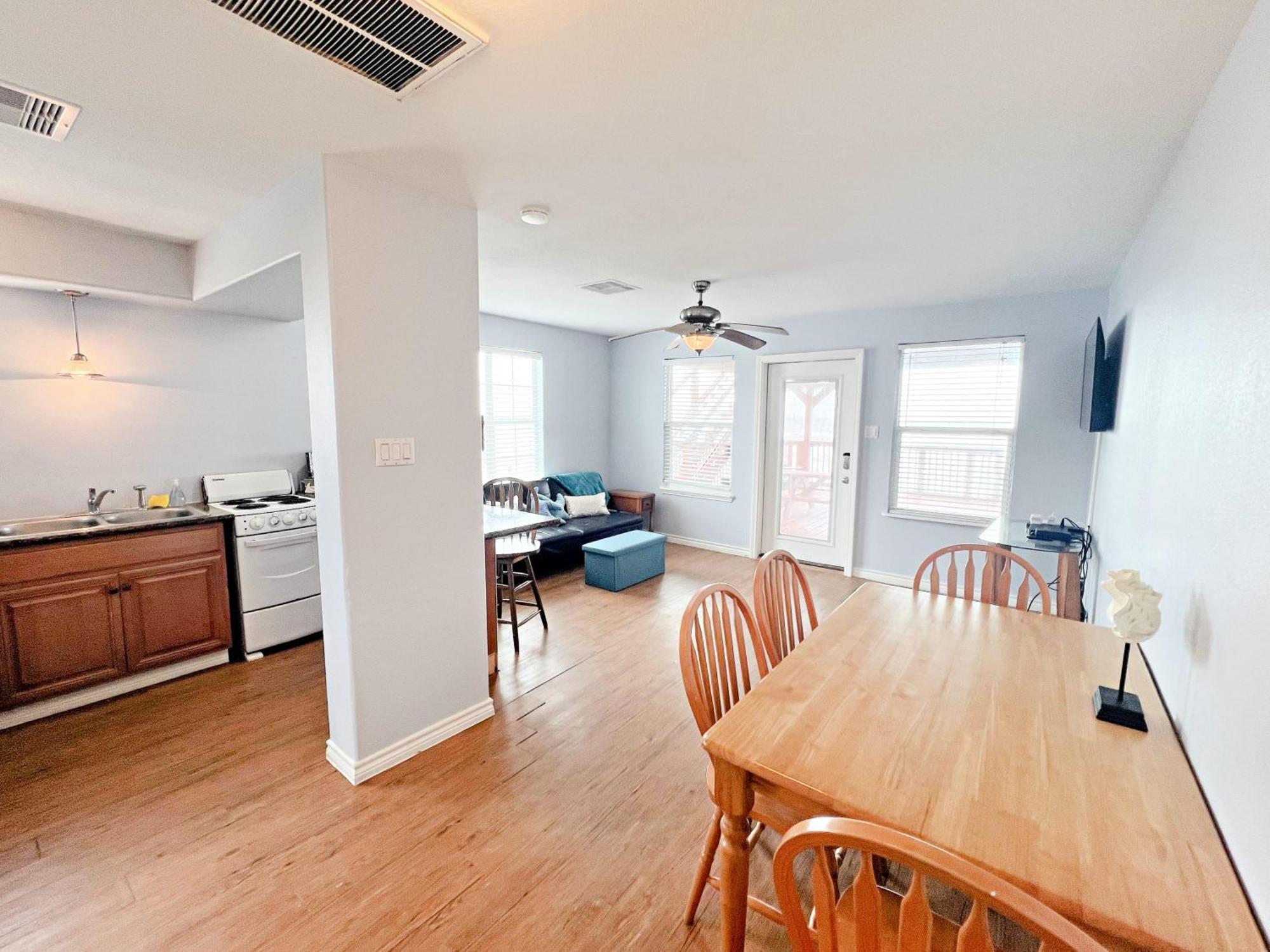 Unobstructed Oceanfront Sea Turtle Unit 2 Beach Pad! Surfside Beach Zewnętrze zdjęcie
