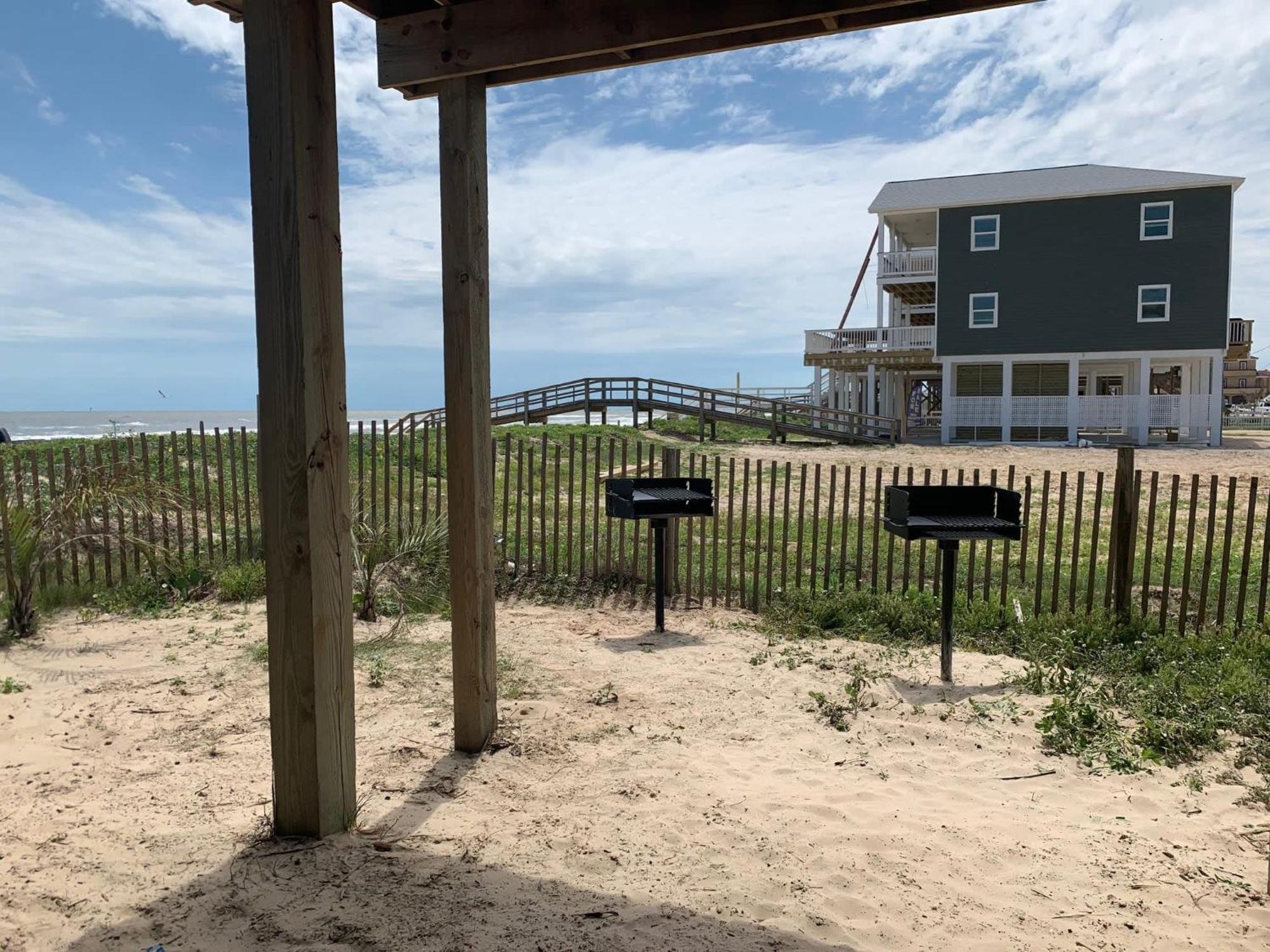 Unobstructed Oceanfront Sea Turtle Unit 2 Beach Pad! Surfside Beach Zewnętrze zdjęcie